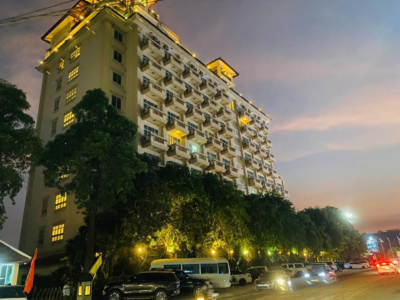 Classy Hotel Battambang Extérieur photo